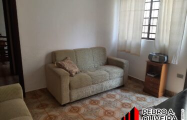 Casa 02 dormitórios Centro