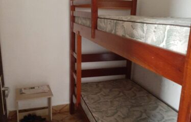 Casa 02 dormitórios Centro
