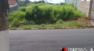 Terreno com 750m² no Gustavo em Serra Negra- SP