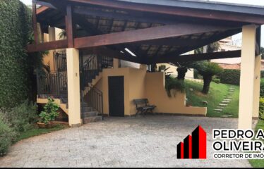 Linda casa 03 suítes e 500m² de Terreno no Jardim Primavera em Serra Negra –