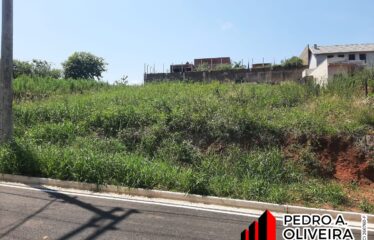 Terreno com 1309² no Jardim Parque das Palmeiras em Serra Negra – SP