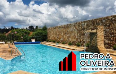 Casa 03 dormitórios no Condomínio Geneve em Serra Negra – SP