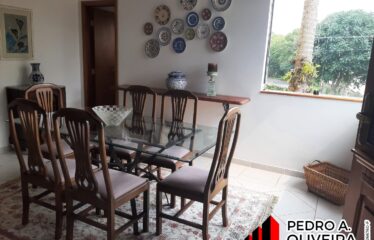Linda casa 03 suítes e 500m² de Terreno no Jardim Primavera em Serra Negra –