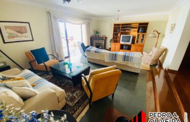 Belíssimo Apartamento com 3 dormitórios e 230m² nas montanhas em Serra Negra – SP