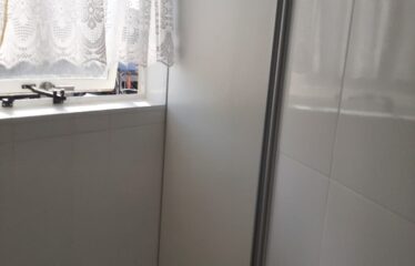Lindo apartamento 03 dormitórios Central em Serra Negra – SP