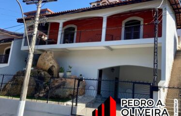 Casa 04 dormitórios com 383m² de terreno no Jardim Yara em Serra Negra – SP