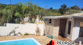 Linda Casa 03 dormitórios com 400m² de área total no Jardim Yara em Serra Negra – SP