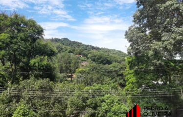 Casa 04 dormitórios e 250m² de área construída no Condomínio Vertentes em Serra Negra – SP