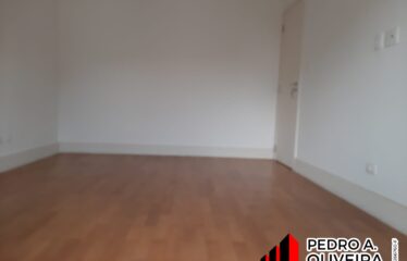 Casa 05 dormitórios, com 509m² de área total no Centro em Serra Negra – SP