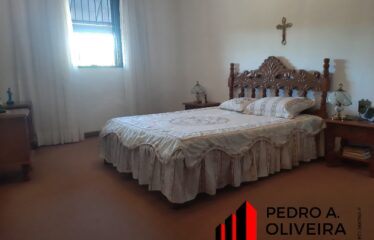 Bela chácara com 03 dormitórios e 3.000m² de área total no Bairro das Posses em Serra Negra – SP