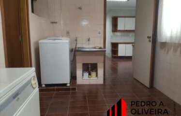 Belíssimo Apartamento com 03 dormitórios e 146m² de área útil no Centro em Serra Negra – SP