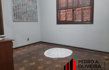 Casa 03 dormitórios com 246m² de área construída no Bairro Jardim Gustavo em Serra Negra – SP