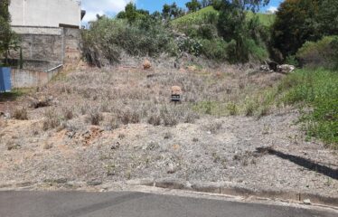 Terreno com 837m² no Loteamento Jardim das Primaveras em Serra Negra – SP