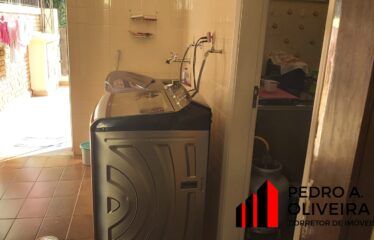 Casa 03 dormitórios com 300m² de área total em Valinhos – SP