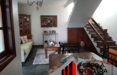 Casa 03 dormitórios e 130m² de área construída no Condomínio Place de Geneve em Serra Negra – SP