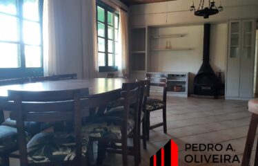 Casa 05 dormitórios e 720m² de área total no Condomínio Vertentes em Serra Negra – SP