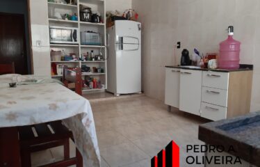 Casa 02 dormitórios e 225m² de área total no Alto das Palmeiras em Serra Negra – SP