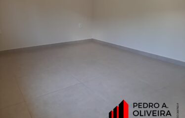 Casa Nova com 03 dormitórios e 583m² no Loteamento Suiza Park em Serra Negra – SP