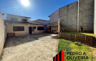 Linda Casa 03 dormitórios e 197m² de área construída em Serra Negra – SP