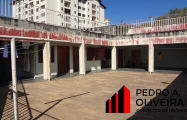 Linda Casa 04 dormitórios e 574m² de área total no centro de Serra Negra – SP