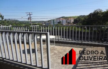 Linda Casa 04 dormitórios e 574m² de área total no centro de Serra Negra – SP