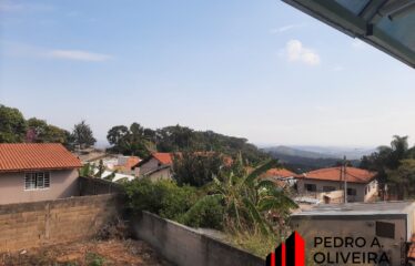 Lindo Sobrado com 02 dormitórios e há 07 min do centro de Serra Negra – SP