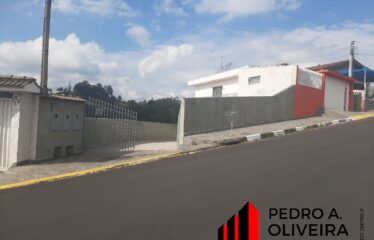 Casa 03 dormitórios e 110m² de área útil nas montanhas em Serra Negra – SP