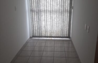 Casa 03 dormitórios e 110m² de área útil nas montanhas em Serra Negra – SP