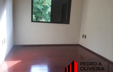 Apartamento 03 dormitórios à 3 min do centro de Serra Negra – SP