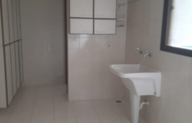 Apartamento 03 dormitórios à 3 min do centro de Serra Negra – SP