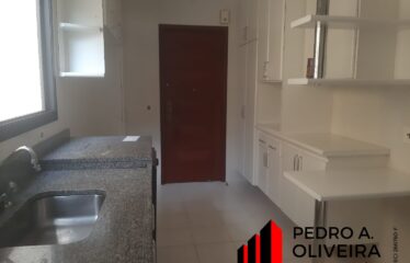 Apartamento 03 dormitórios à 3 min do centro de Serra Negra – SP