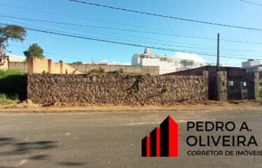 Excelente terreno com 600m² de área total no centro da cidade de Amparo – SP