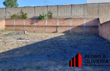 Excelente terreno com 600m² de área total no centro da cidade de Amparo – SP