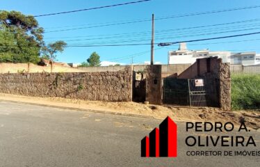 Excelente terreno com 600m² de área total no centro da cidade de Amparo – SP
