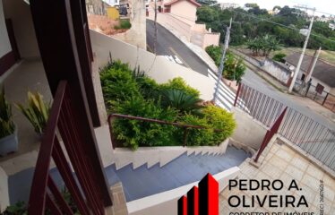 Casa 02 dormitórios e 344m² de área total no centro de Aguas de Lindoia – SP