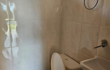 Belíssima Casa térrea 03 dormitórios em condomínio fechado em Monte Alegre do Sul – SP