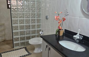 Belíssima Casa térrea 03 dormitórios em condomínio fechado em Monte Alegre do Sul – SP