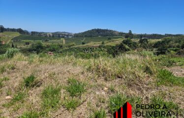 Lindo Terreno medindo 360m² de área total com uma vista deslumbrante em Serra Negra – SP