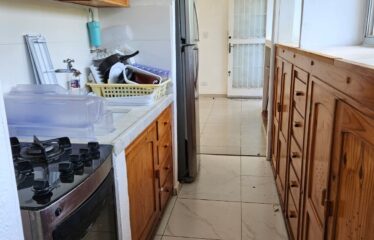 Apartamento 02 dormitórios e 60m² de área útil próximo ao centro em Serra Negra – SP