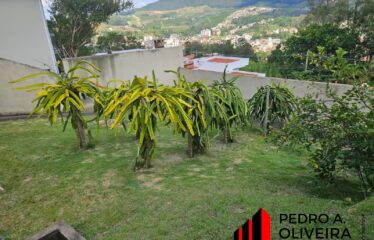 Linda Casa térrea 03 dormitórios e 178m² de área útil em Serra Negra – SP