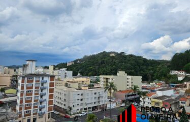 Apartamento 02 dormitórios e 85m² de área útil no centro de Serra Negra – SP