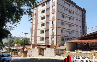Apartamento 02 dormitórios e 90m² de área útil no centro de Serra Negra – SP