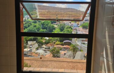 Apartamento 02 dormitórios e 90m² nas montanhas em Serra Negra – SP