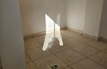 Apartamento 02 dormitórios e 90m² de área útil no centro de Serra Negra – SP