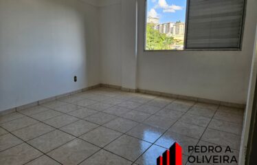 Apartamento 02 dormitórios e 90m² de área útil no centro de Serra Negra – SP