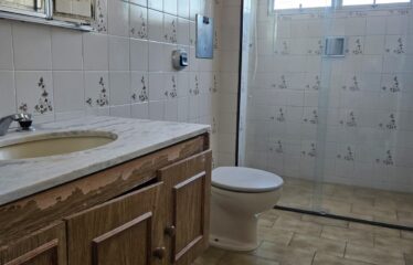 Apartamento 02 dormitórios e 90m² de área útil no centro de Serra Negra – SP