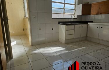 Apartamento 03 dormitórios e 140m² de área útil no centro de Serra Negra – SP