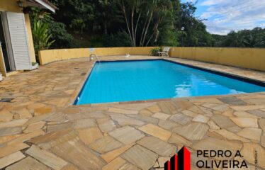 Sobrado 02 dormitórios e 83m² de área útil no bairro das Posses em Serra Negra – SP