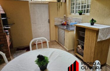 Sobrado 02 dormitórios e 83m² de área útil no bairro das Posses em Serra Negra – SP