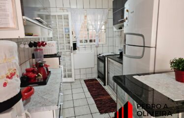 Sobrado 02 dormitórios e 83m² de área útil no bairro das Posses em Serra Negra – SP